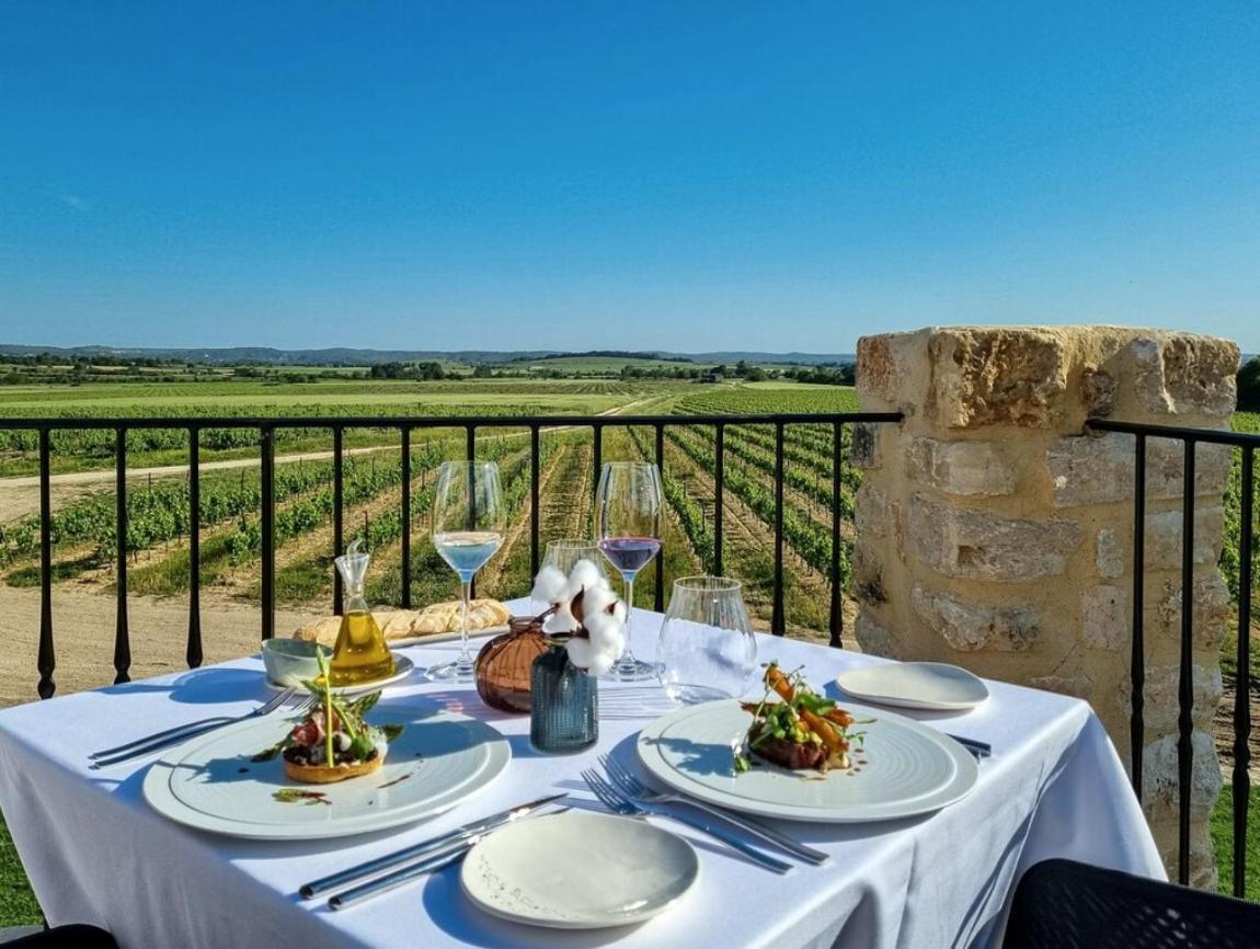 Domaine De Privadiere & Spa 于泽斯 外观 照片