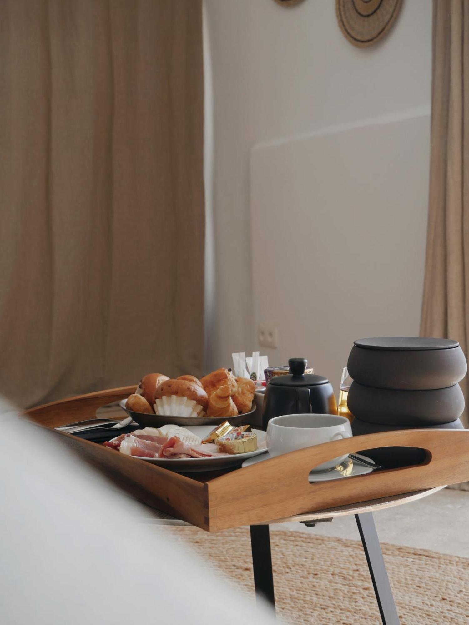 Domaine De Privadiere & Spa 于泽斯 外观 照片